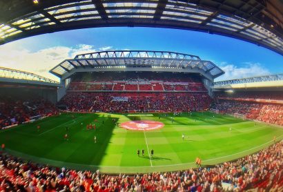 Panorama_of_Anfield_with_new_main_stand_(29676137824)